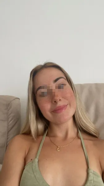 Blonde coquine du 06, soumise et passionné de sexe