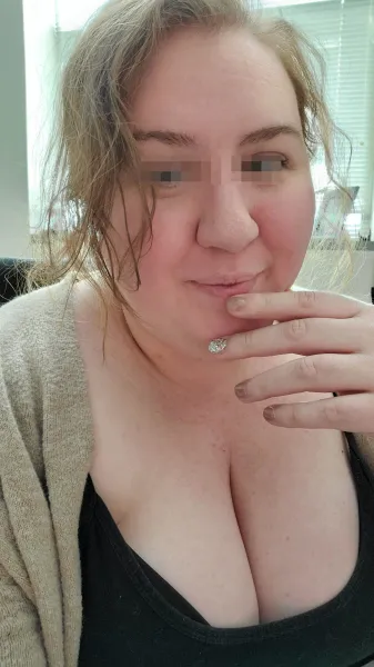 Ronde de 35 ans cherche plan cul brutal, rapide et sans morale