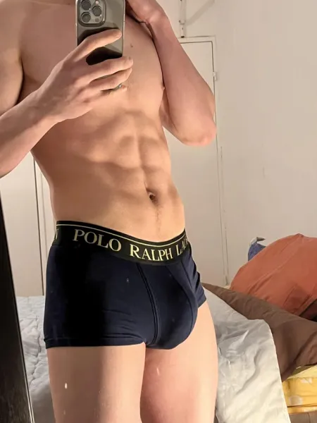 Mec bien monté cherche plan cul