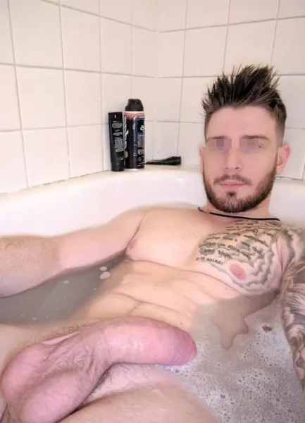 Gay curieux Lyon 