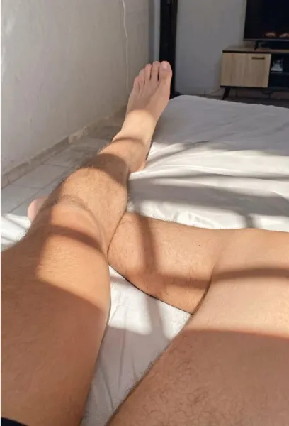 Jeune 24 ans cherche femme mature Finistère